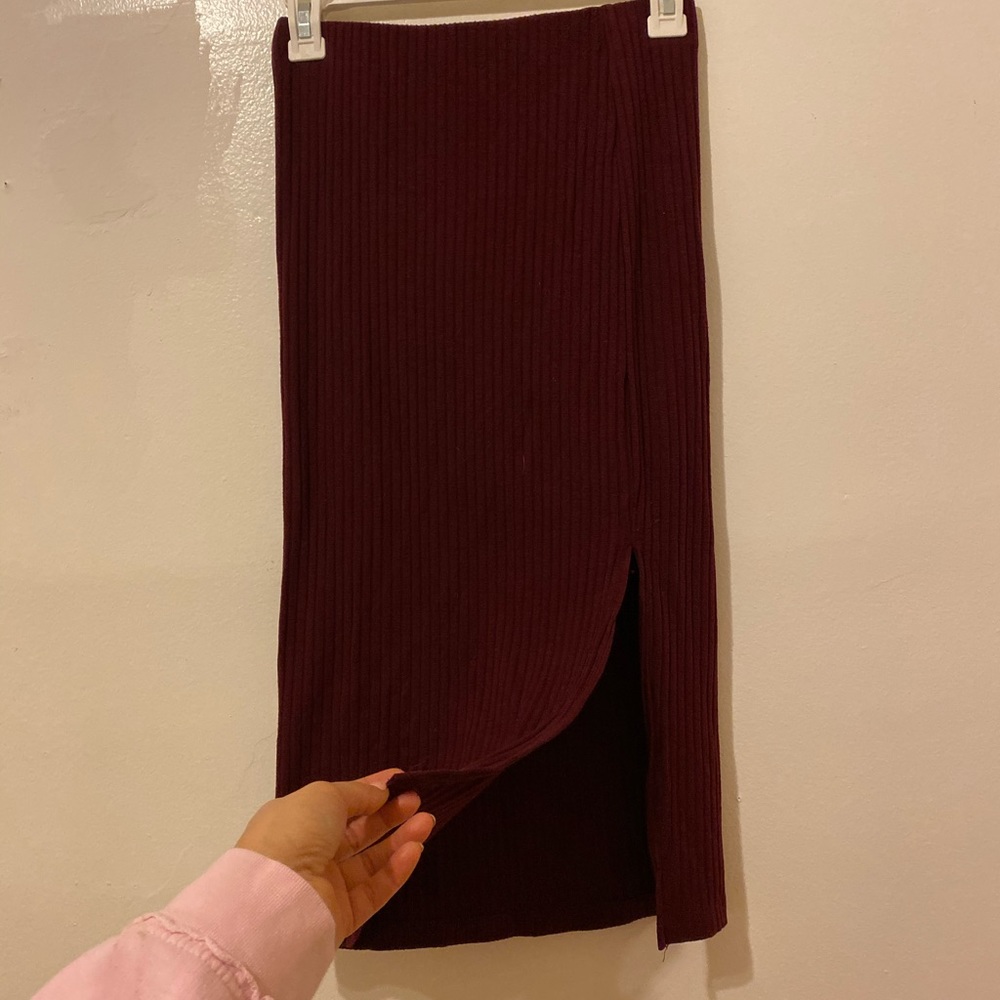 mid skirt w/ slit